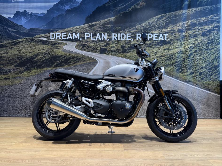 TRIUMPH SPEED TWIN 1200 GARANTIE 24 MOIS