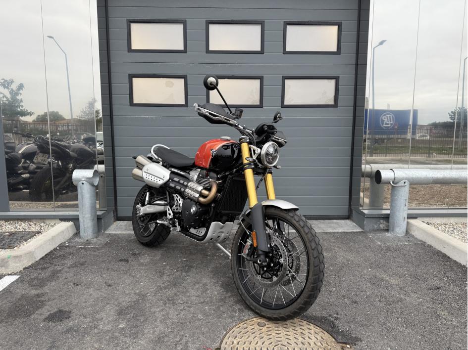TRIUMPH SCRAMBLER 1200 XE